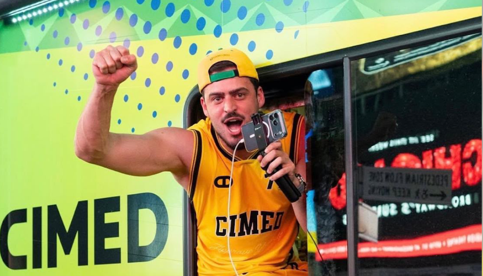 Jon Vlogs transforma cobertura da Copa do Mundo 2026 em fenômeno digital com o Copathon Captura de Tela 2026 07 15 as 00.01.10