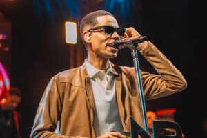 Netto Brito lança “Três da Manhã”, novo single sobre saudade e recomeços