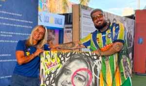 Casa Rede Ronaldo vive últimos dias de Copa com House of Art, Caju Rádio e homenagens em Miami