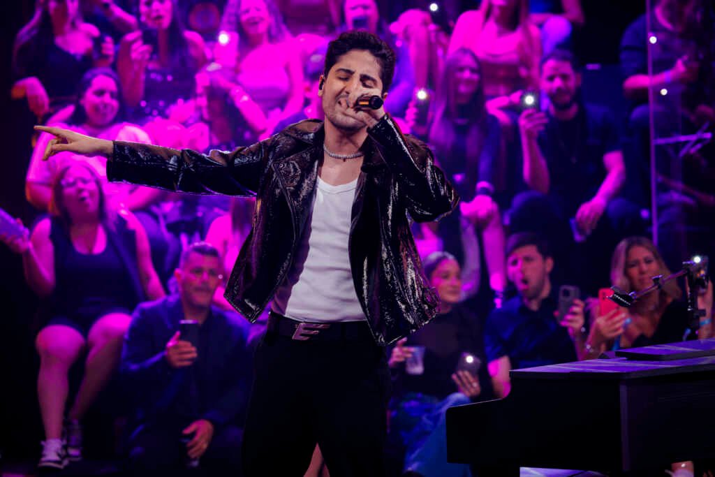 Hugo Henrique volta às suas raízes em “Simplesmente Saudade” IMG 3980
